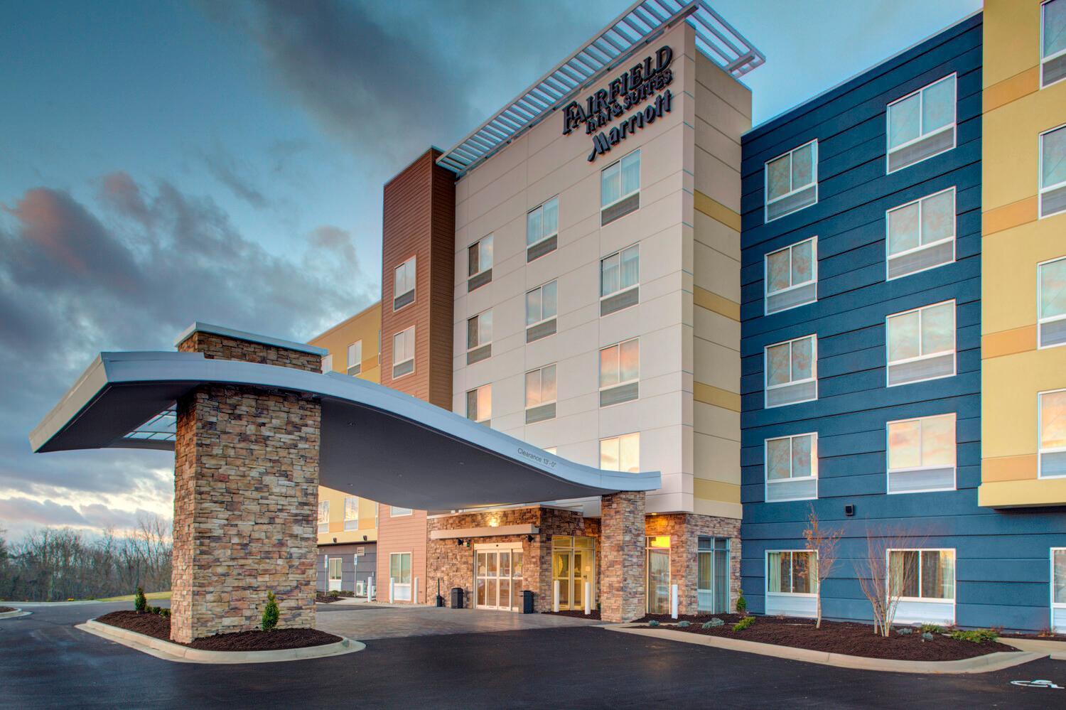 Fairfield By Marriott Inn & Suites Бекли Екстериор снимка